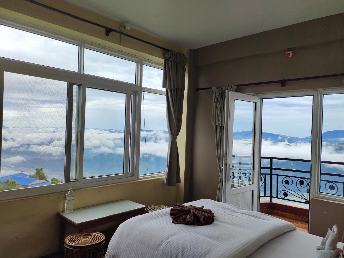 Hotel High Ground Inn Sarangkot Pokhara Exterior foto