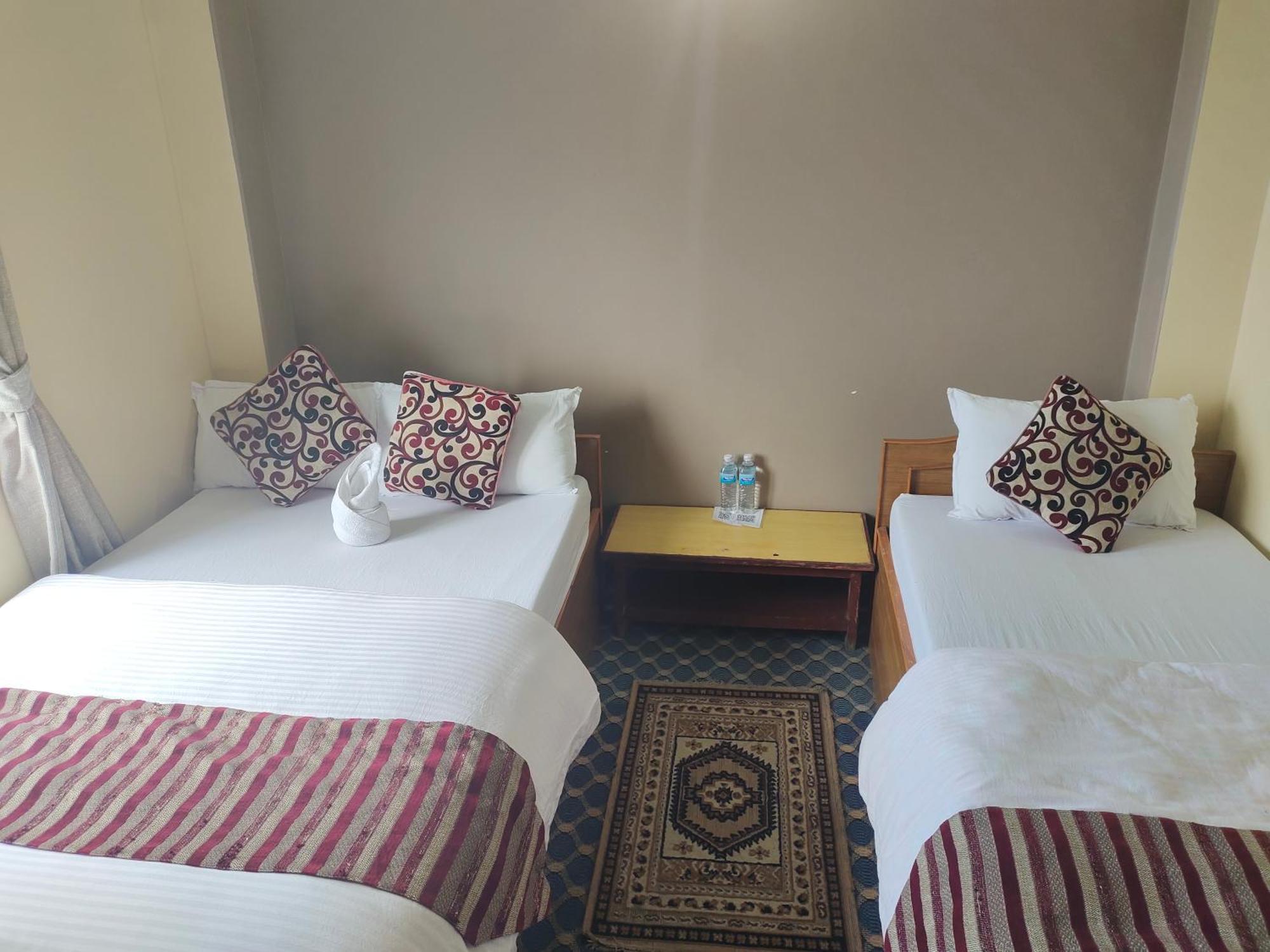 Hotel High Ground Inn Sarangkot Pokhara Cameră foto