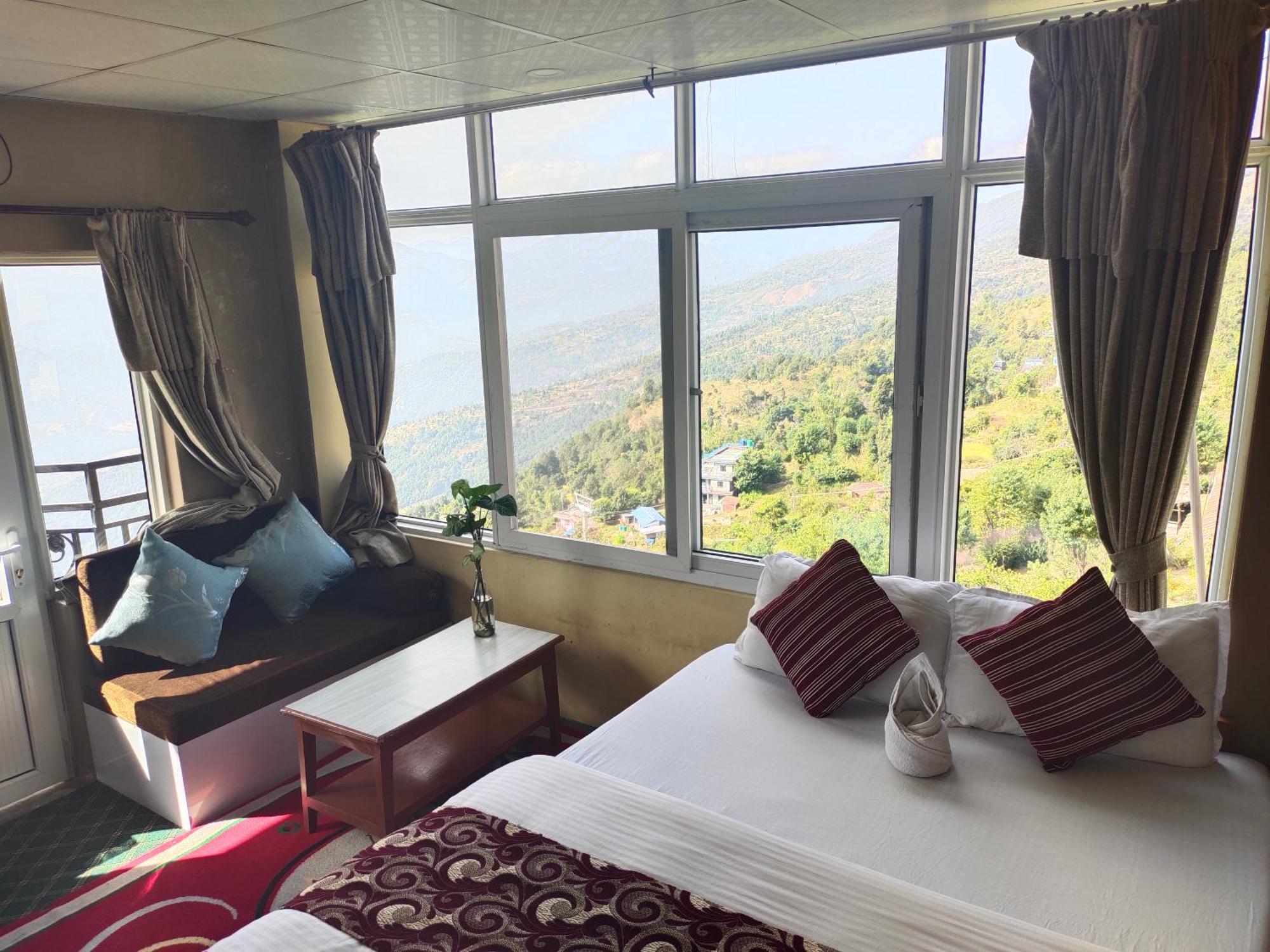 Hotel High Ground Inn Sarangkot Pokhara Cameră foto
